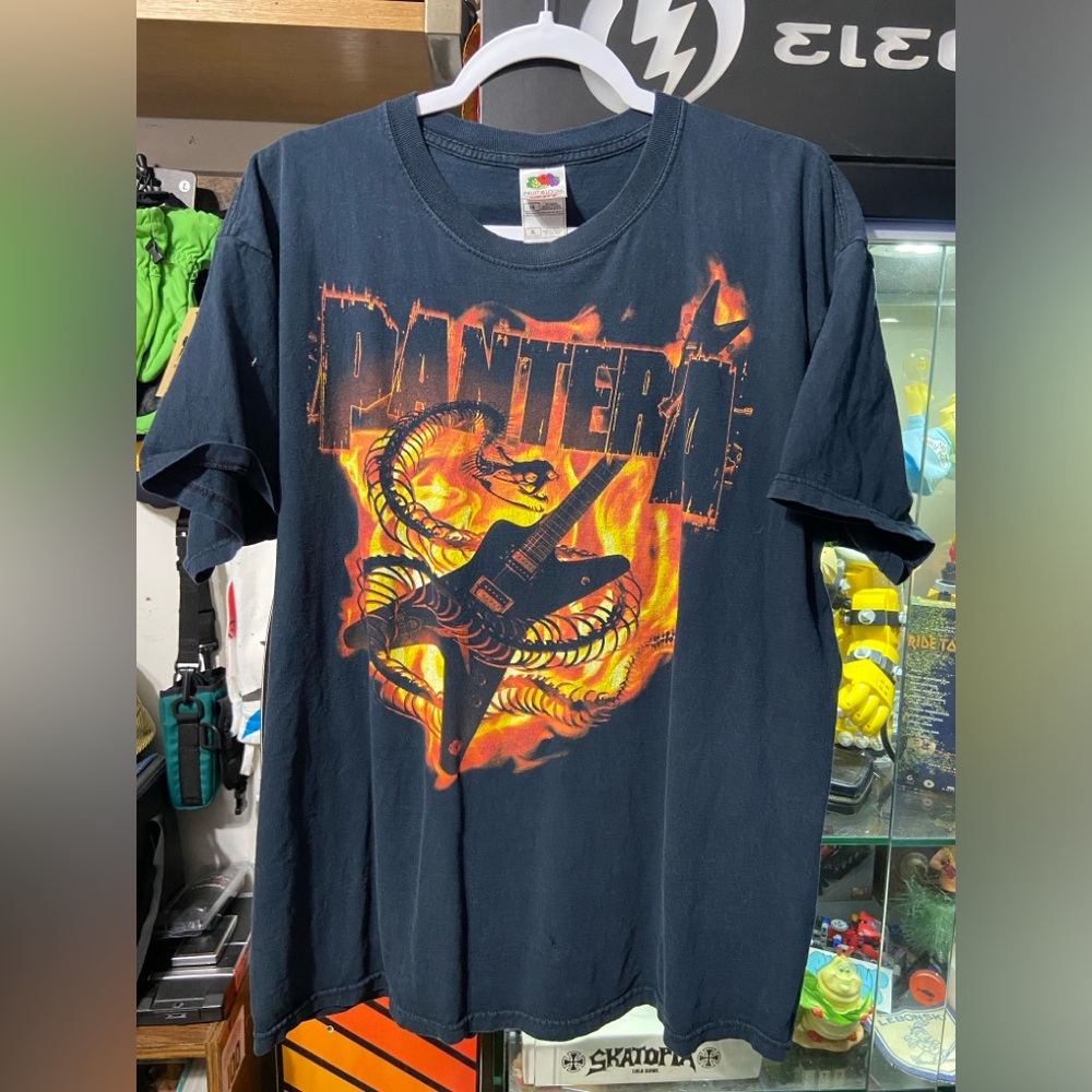 Vintage Pantera band tee